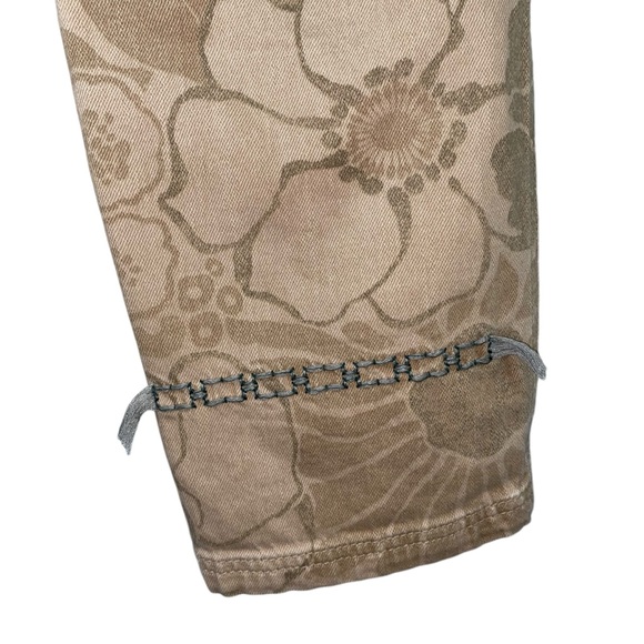 Anthropologie Pilcro The Camp Wanderer Patchwork Jeans Embroidered Boho 29 - Picture 12 of 16